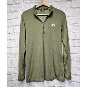 ADIDAS MEN S ARMY GREEN 1/4 ZIP AEROREADY QUICK DRY LOGO MESH L/S CAMO SHIRT